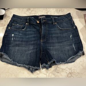 DL1961 Karlie Boyfriend Short